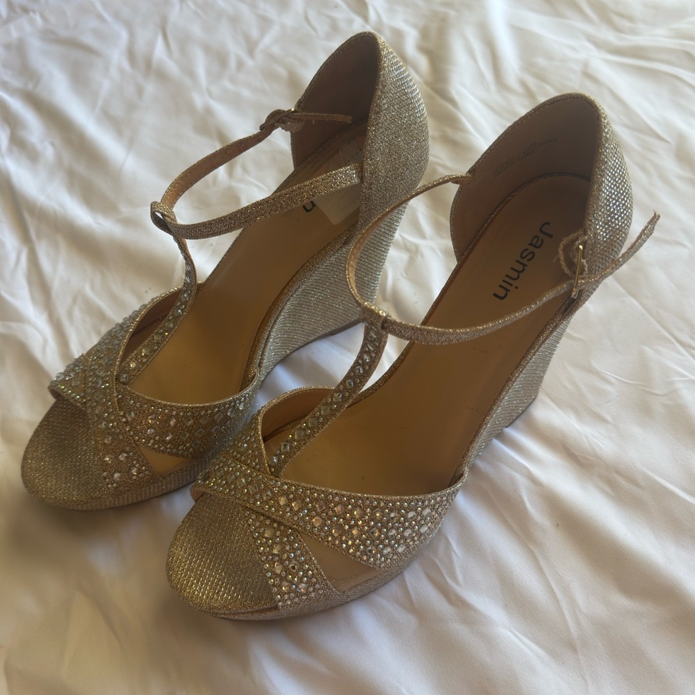 Jasmin Gold Wedge Heels